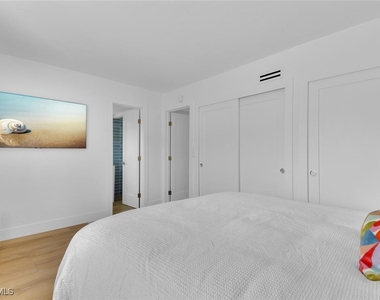 980 7th Avenue S - Photo Thumbnail 12