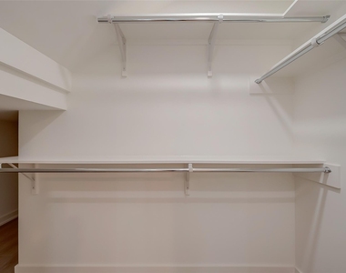 2702 Delano Street - Photo Thumbnail 39