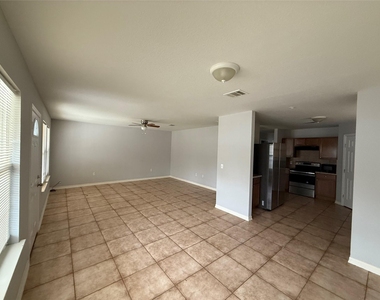 311 Kansas Street - Photo Thumbnail 1