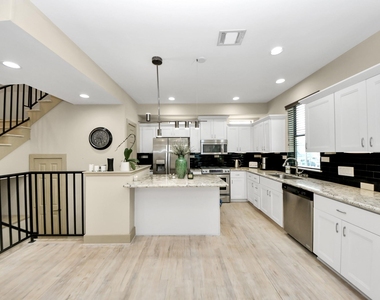 4510 Inker Street - Photo Thumbnail 8