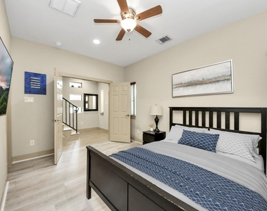 4510 Inker Street - Photo Thumbnail 3