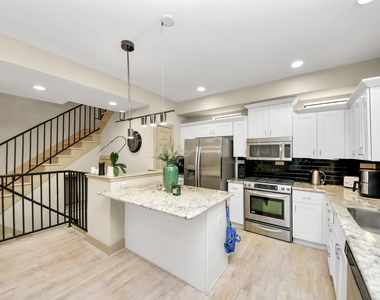 4510 Inker Street - Photo Thumbnail 10