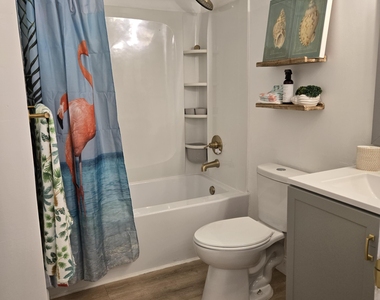 8761 Ilex Court - Photo Thumbnail 21