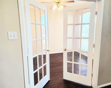 11306 Palm Bay Street - Photo Thumbnail 2