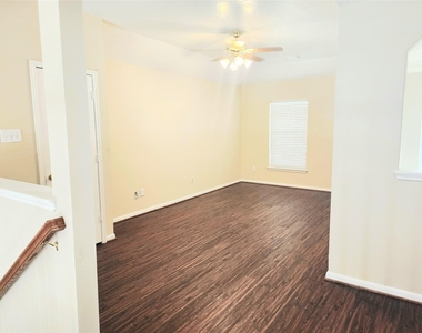 11306 Palm Bay Street - Photo Thumbnail 12