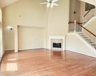 11306 Palm Bay Street - Photo Thumbnail 5