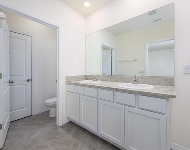 10797 Penny Gale Loop - Photo Thumbnail 28