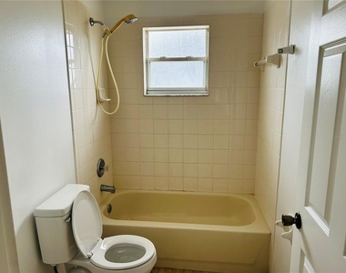 1731 Minnow Court - Photo Thumbnail 5