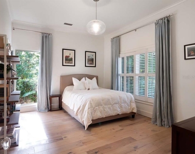 10457 Cromwell Grove Terrace - Photo Thumbnail 17