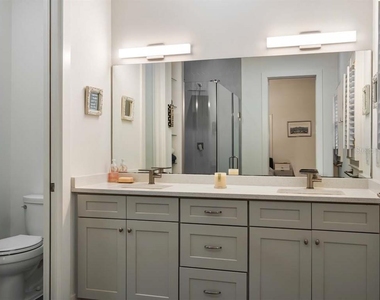 10457 Cromwell Grove Terrace - Photo Thumbnail 16