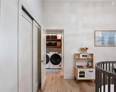 10457 Cromwell Grove Terrace - Photo Thumbnail 23