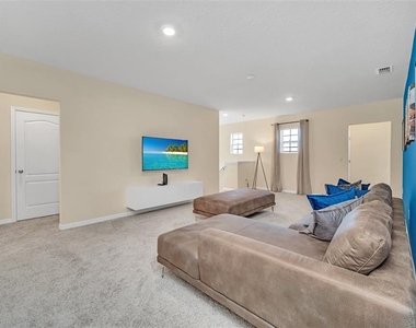 7551 Oakmoss Loop - Photo Thumbnail 23