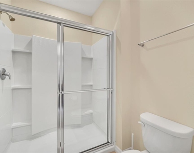 7551 Oakmoss Loop - Photo Thumbnail 35