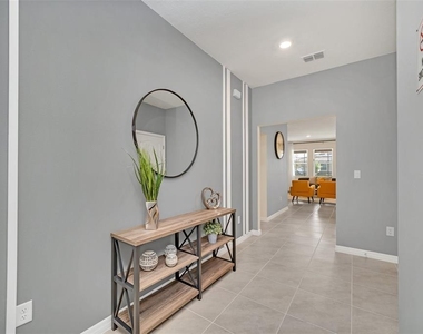 7551 Oakmoss Loop - Photo Thumbnail 1