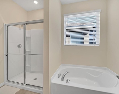7551 Oakmoss Loop - Photo Thumbnail 27