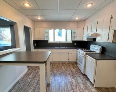 1406 Penn Avenue - Photo Thumbnail 7