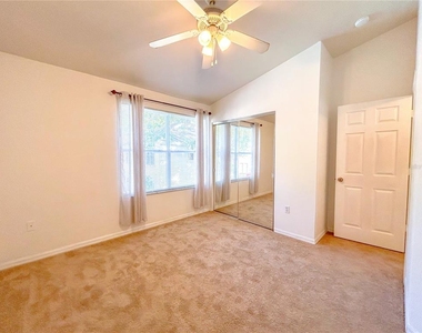 3575 Sw 30th Way - Photo Thumbnail 9