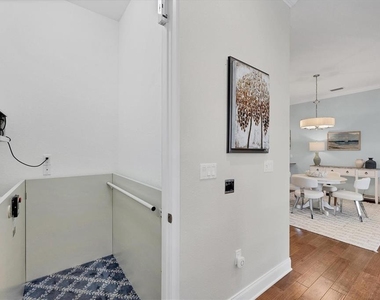 455 Nokomis Avenue S - Photo Thumbnail 9
