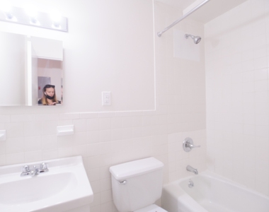 353 East 78th Street - Photo Thumbnail 8