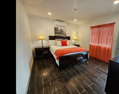5405 Montoya - Photo Thumbnail 6
