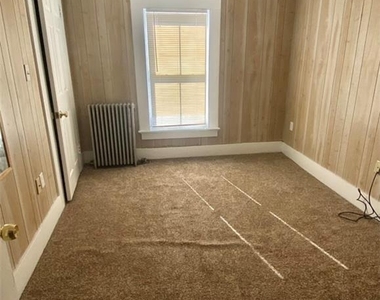 18 Devine Street - Photo Thumbnail 9