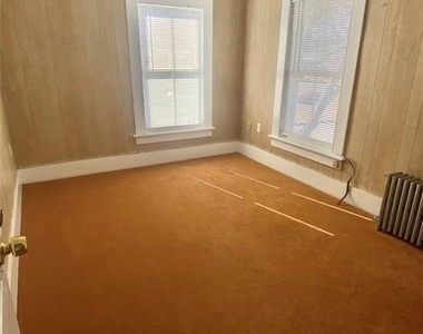18 Devine Street - Photo Thumbnail 10
