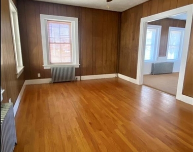 18 Devine Street - Photo Thumbnail 7