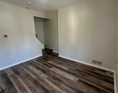 457 Natchez St. - Photo Thumbnail 2