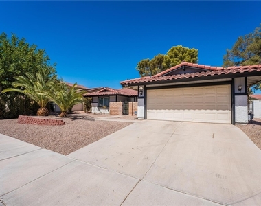 7439 Trudy Lane - Photo Thumbnail 2