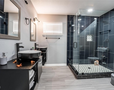 7439 Trudy Lane - Photo Thumbnail 36