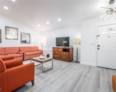 2364 Belvedere Drive - Photo Thumbnail 27