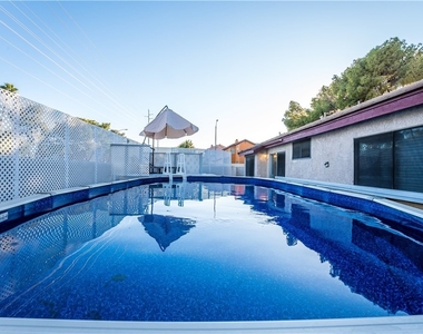 2364 Belvedere Drive - Photo Thumbnail 36