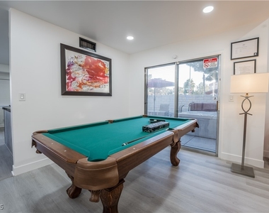2364 Belvedere Drive - Photo Thumbnail 4