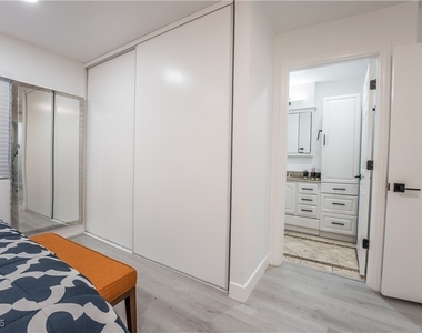 2364 Belvedere Drive - Photo Thumbnail 14