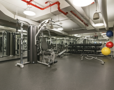 222 East 39th Street - Photo Thumbnail 7