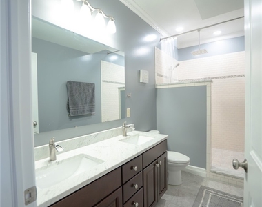 90 E Market Street - Photo Thumbnail 9