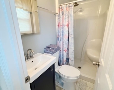 308 Harding Avenue - Photo Thumbnail 13