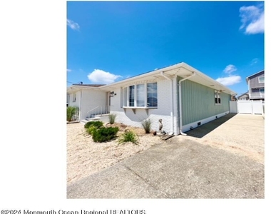 308 Harding Avenue - Photo Thumbnail 3