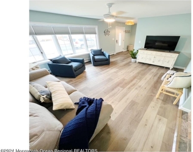 308 Harding Avenue - Photo Thumbnail 7