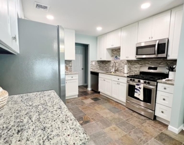 308 Harding Avenue - Photo Thumbnail 8