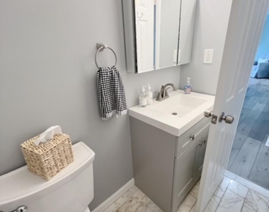 308 Harding Avenue - Photo Thumbnail 16