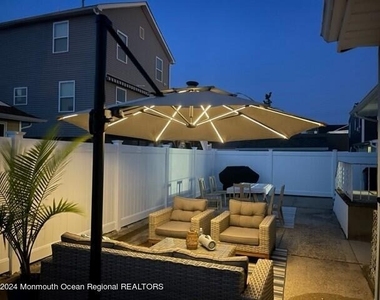 308 Harding Avenue - Photo Thumbnail 23