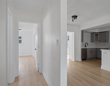 4510 Nw 49th Drive - Photo Thumbnail 27