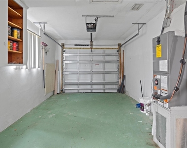 4510 Nw 49th Drive - Photo Thumbnail 30