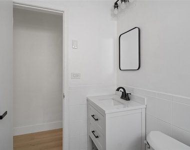 4510 Nw 49th Drive - Photo Thumbnail 23