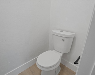 4510 Nw 49th Drive - Photo Thumbnail 22