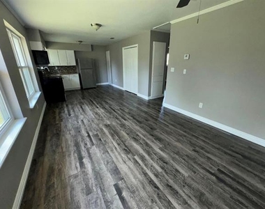 410 S College Drive - Photo Thumbnail 1