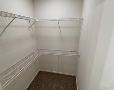 4800 W Lovers Lane - Photo Thumbnail 16
