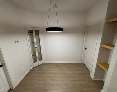 4800 W Lovers Lane - Photo Thumbnail 2