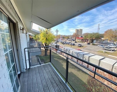 4502 Gaston Avenue - Photo Thumbnail 15